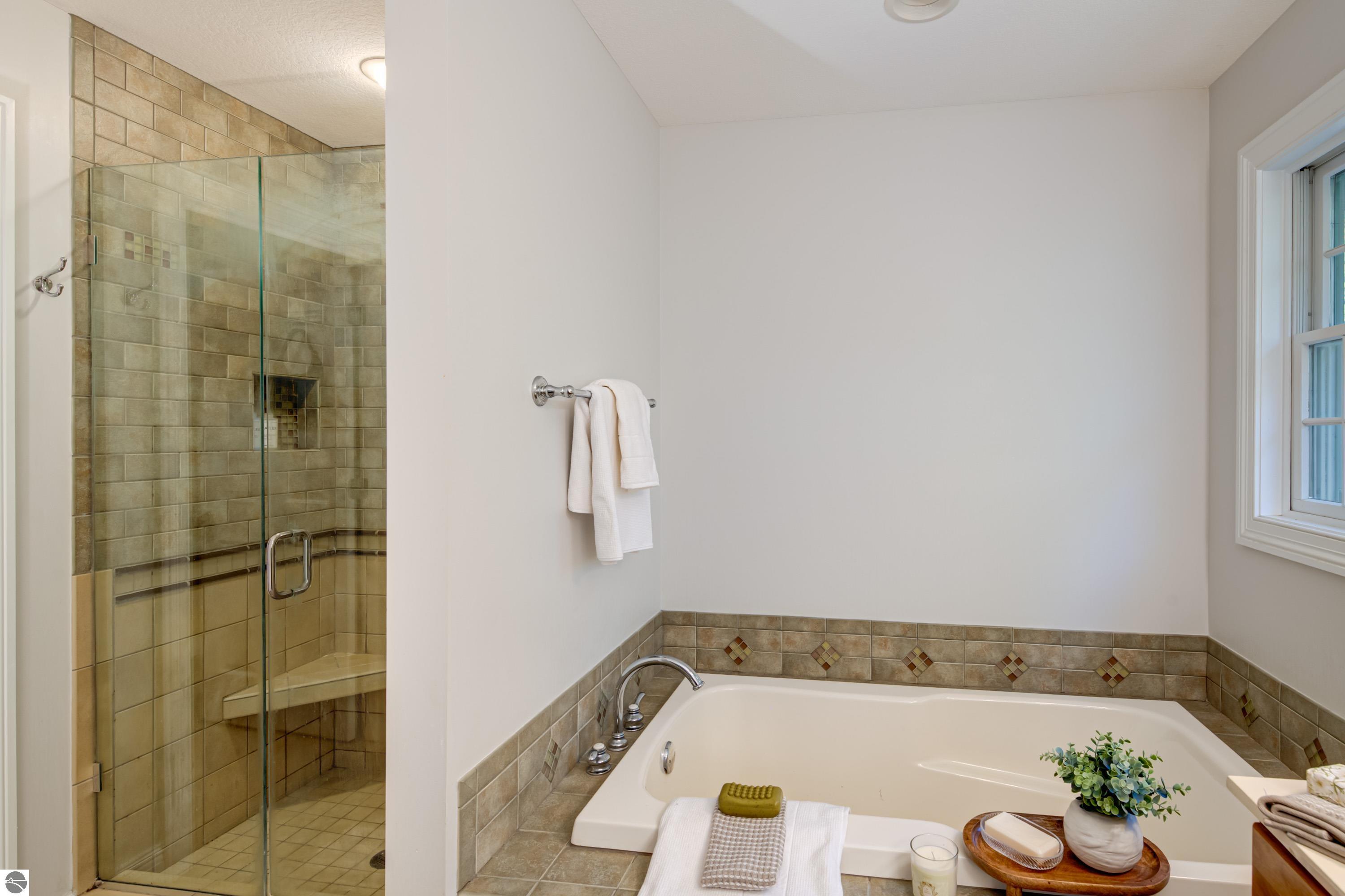 6436 Peregrin Court