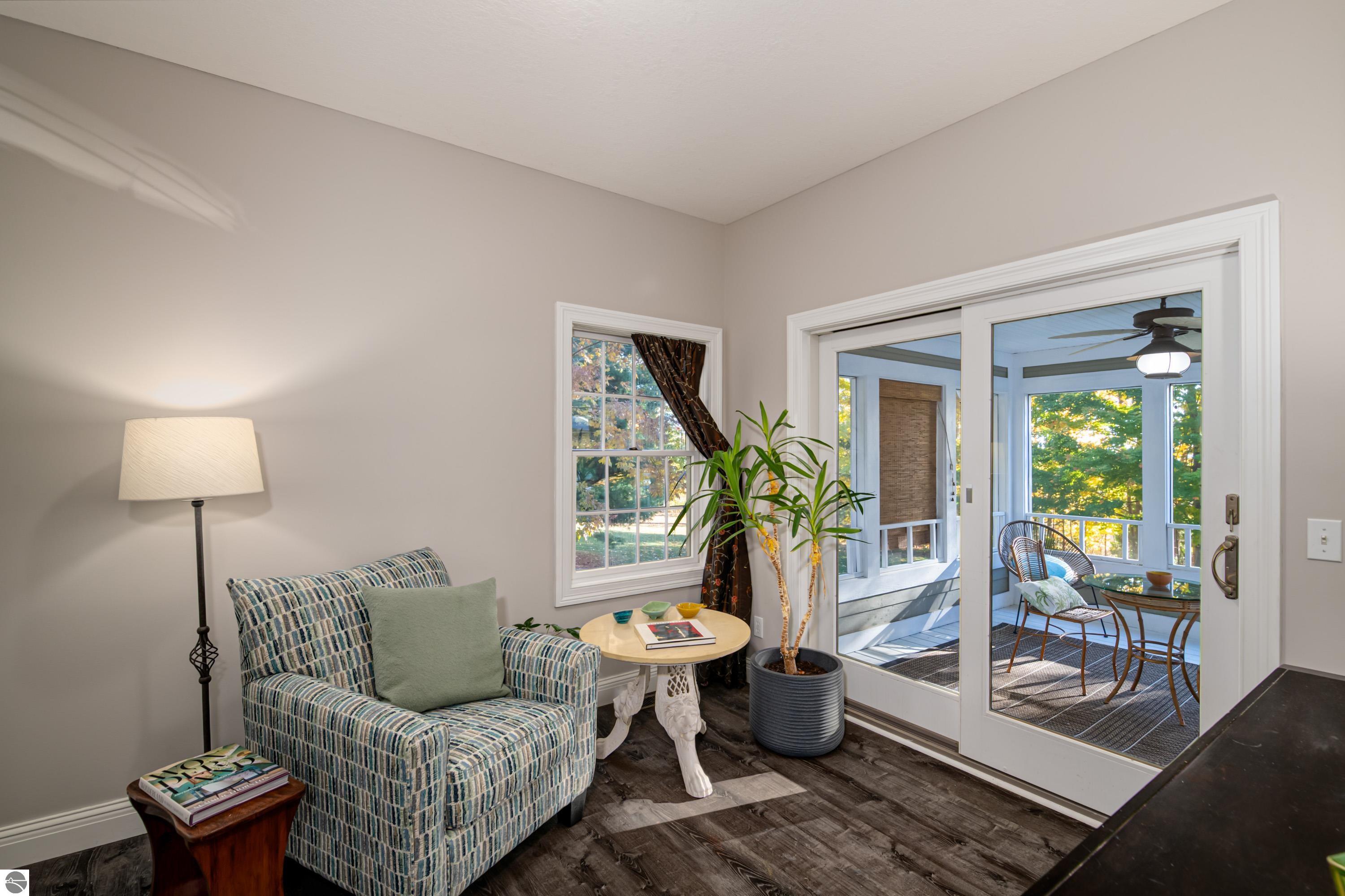 6436 Peregrin Court