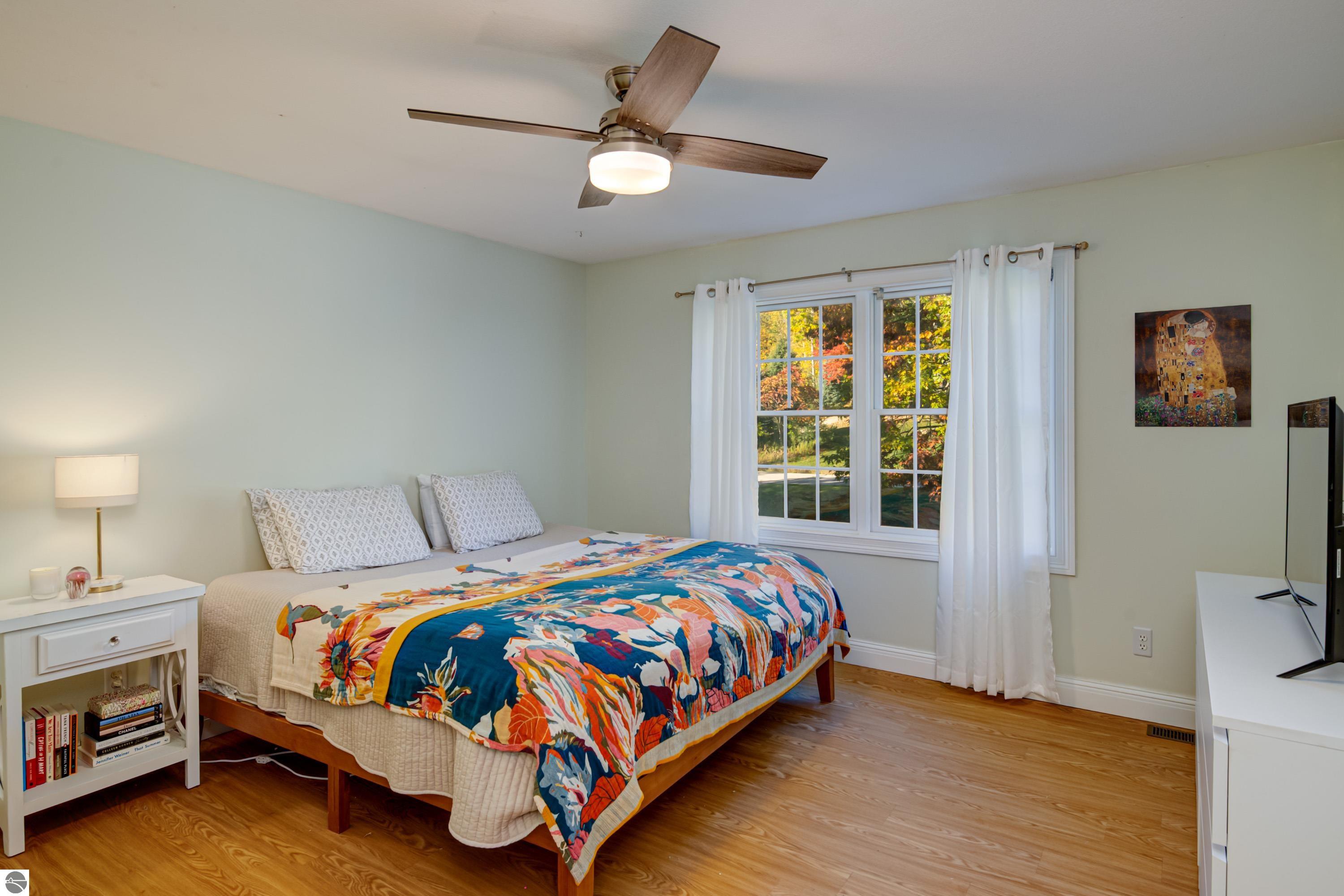 6436 Peregrin Court