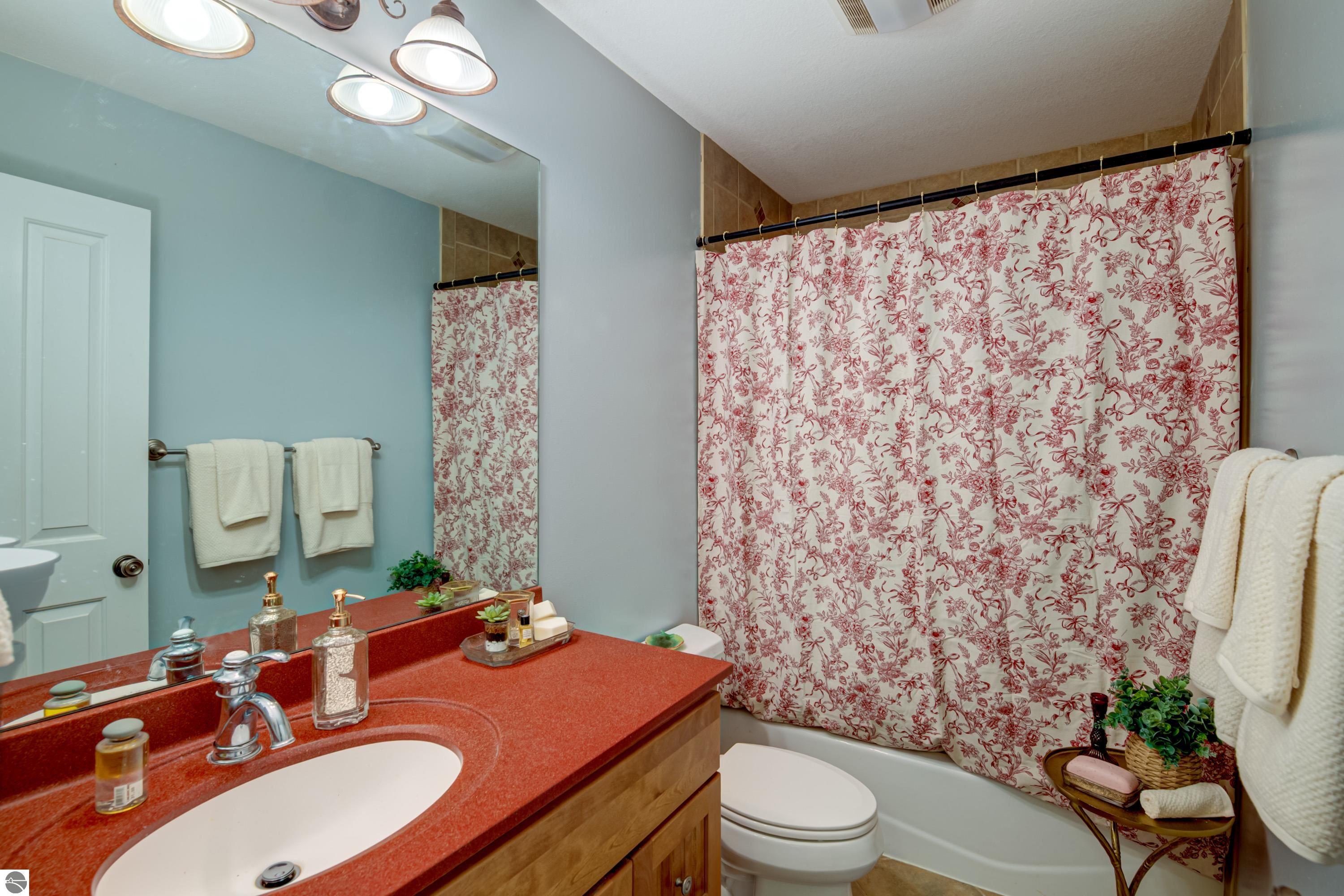 6436 Peregrin Court