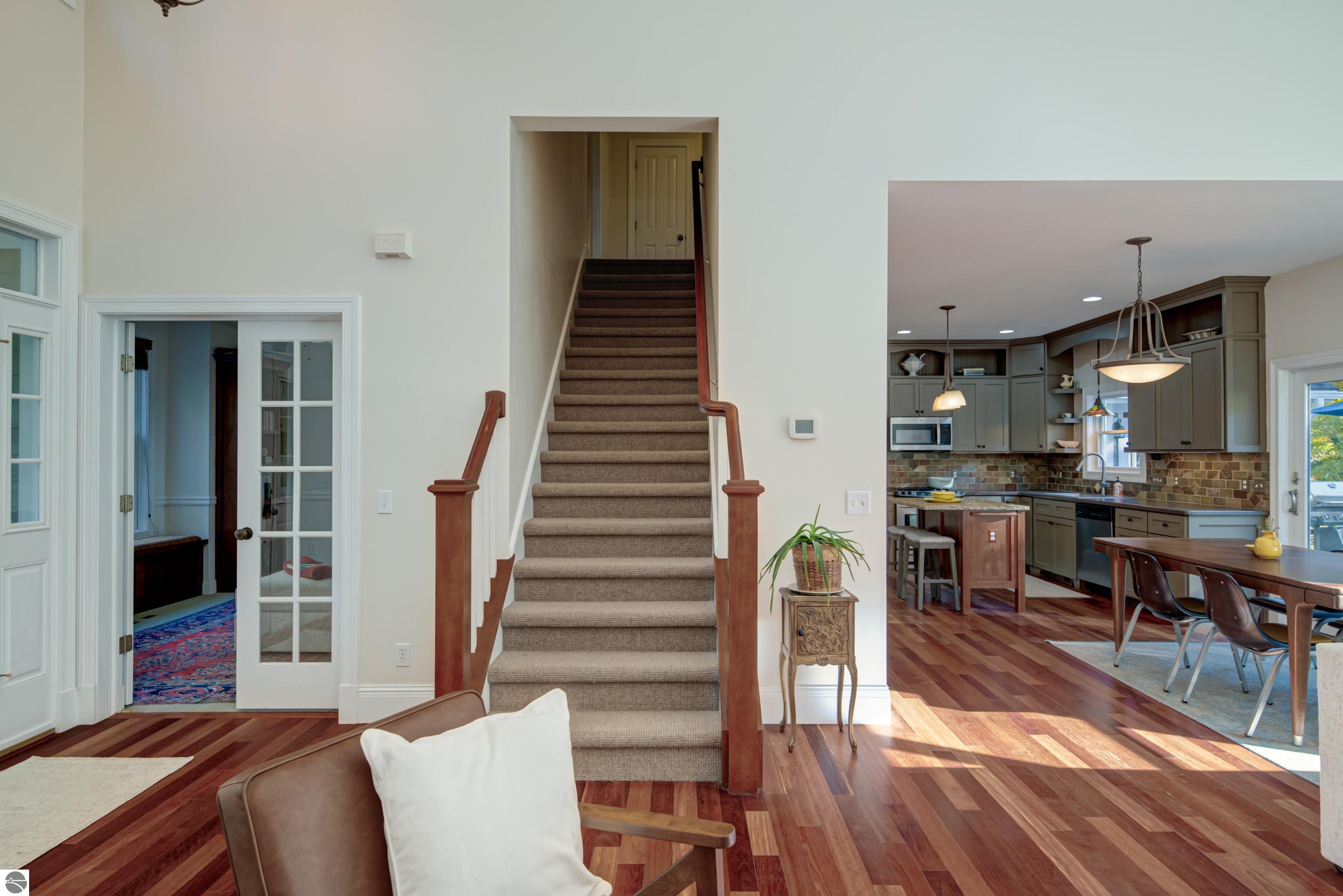 6436 Peregrin Court