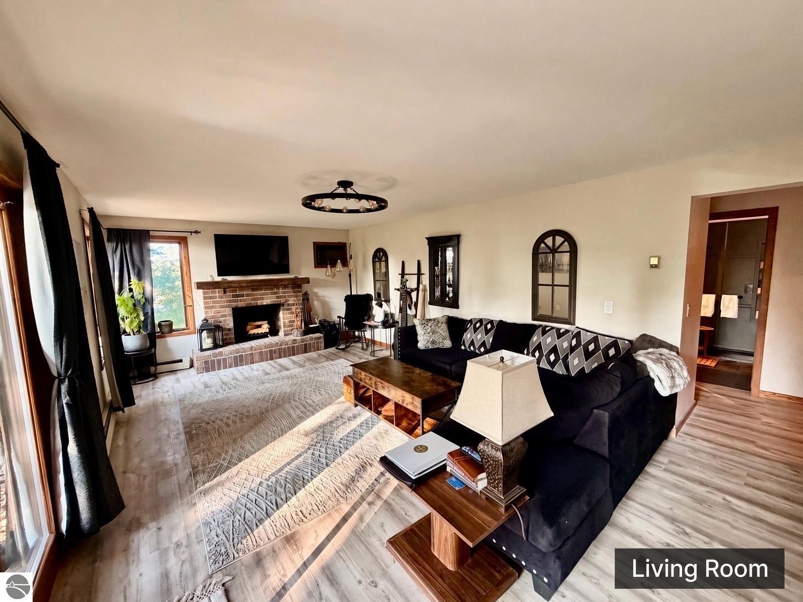5883 Andorra Drive # D2 Unit: #D2