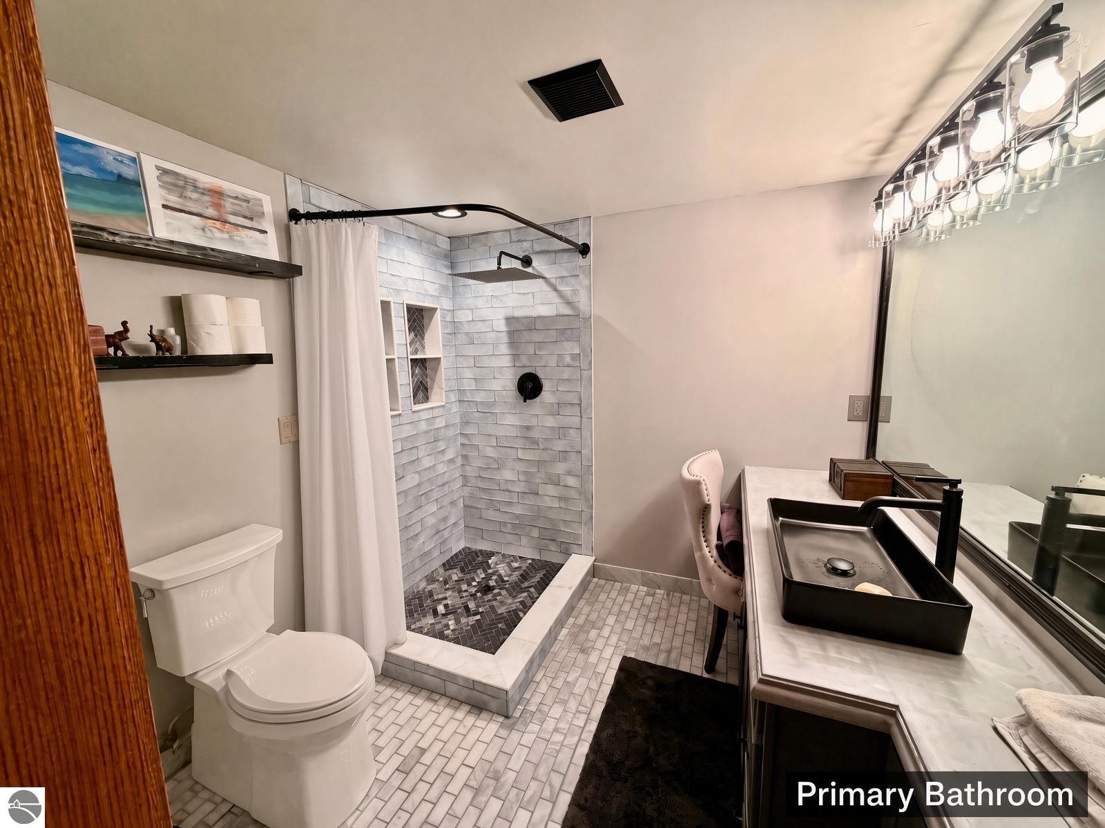 5883 Andorra Drive # D2 Unit: #D2