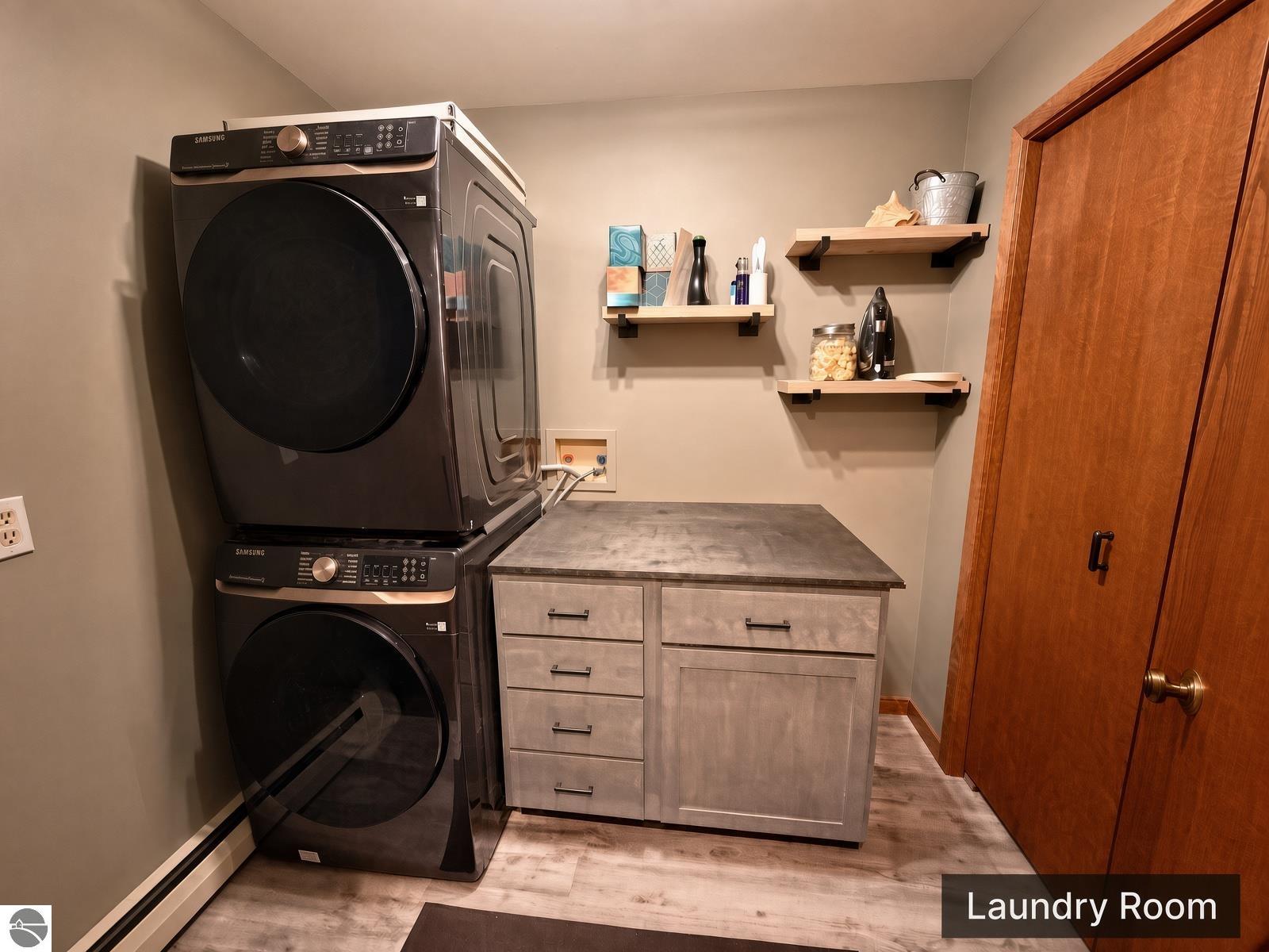 5883 Andorra Drive # D2 Unit: #D2