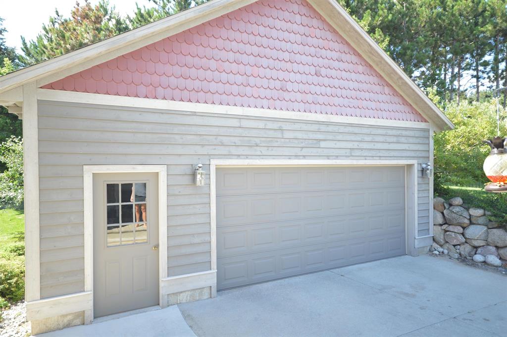 10684 Shrewbury Street