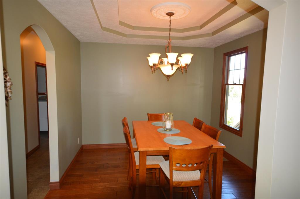 10684 Shrewbury Street