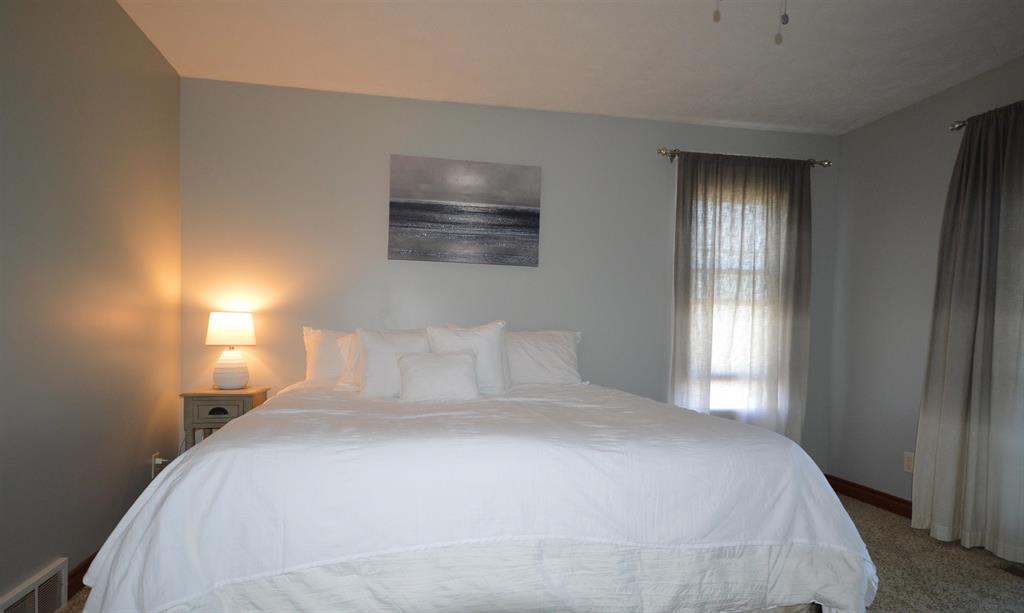 10684 Shrewbury Street