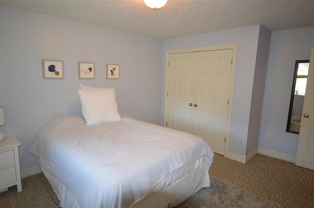 10684 Shrewbury Street