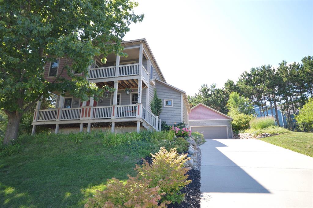 10684 Shrewbury Street