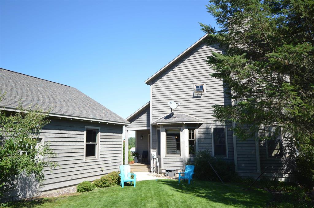 10684 Shrewbury Street