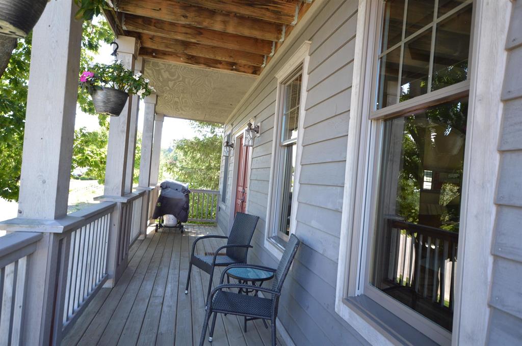 10684 Shrewbury Street