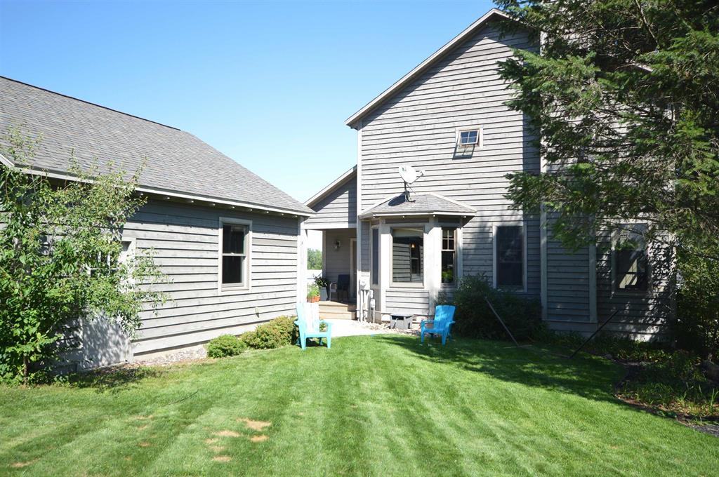 10684 Shrewbury Street