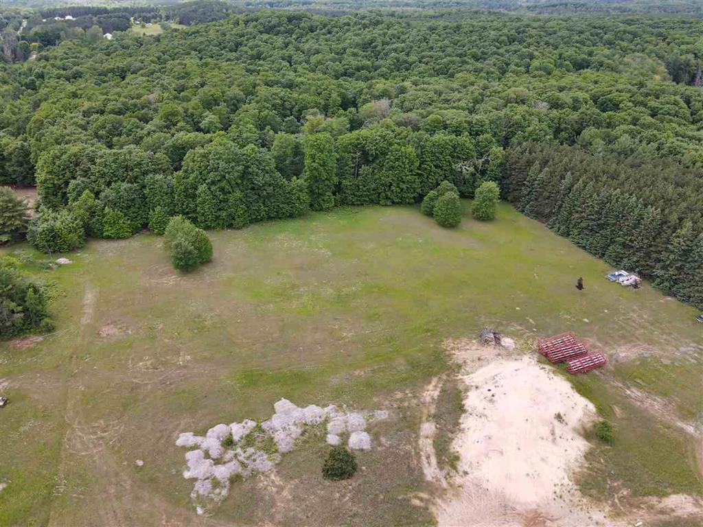 10138 North Long Lake Road