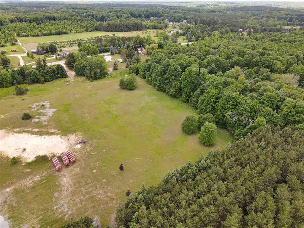 10138 North Long Lake Road