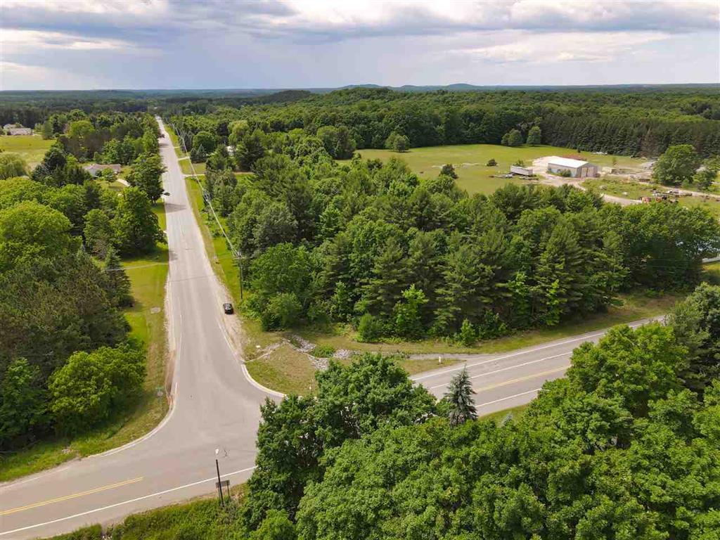 10138 North Long Lake Road