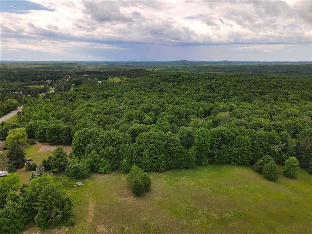 10138 North Long Lake Road