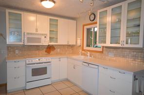 411 N East Silver Lake Road