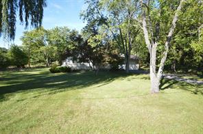 411 N East Silver Lake Road