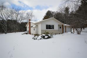 411 N East Silver Lake Road