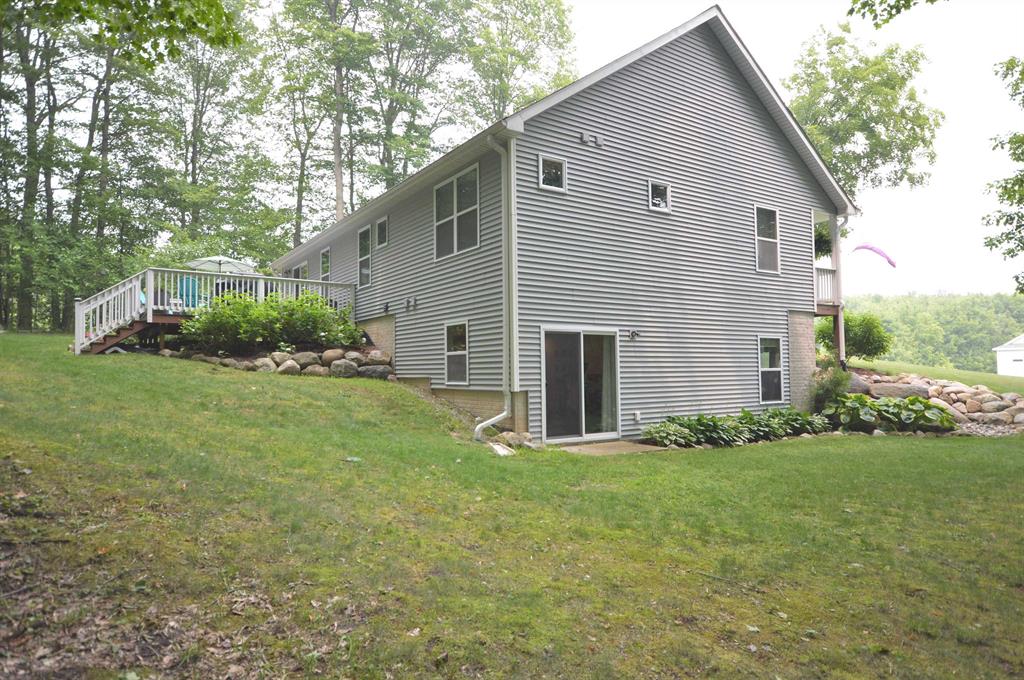 7442 E Meadows Drive