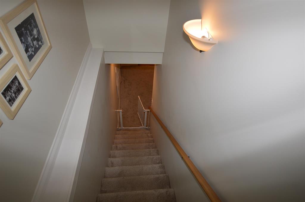 7442 E Meadows Drive