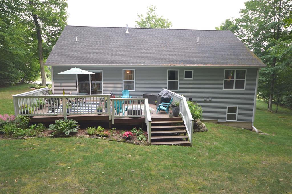 7442 E Meadows Drive