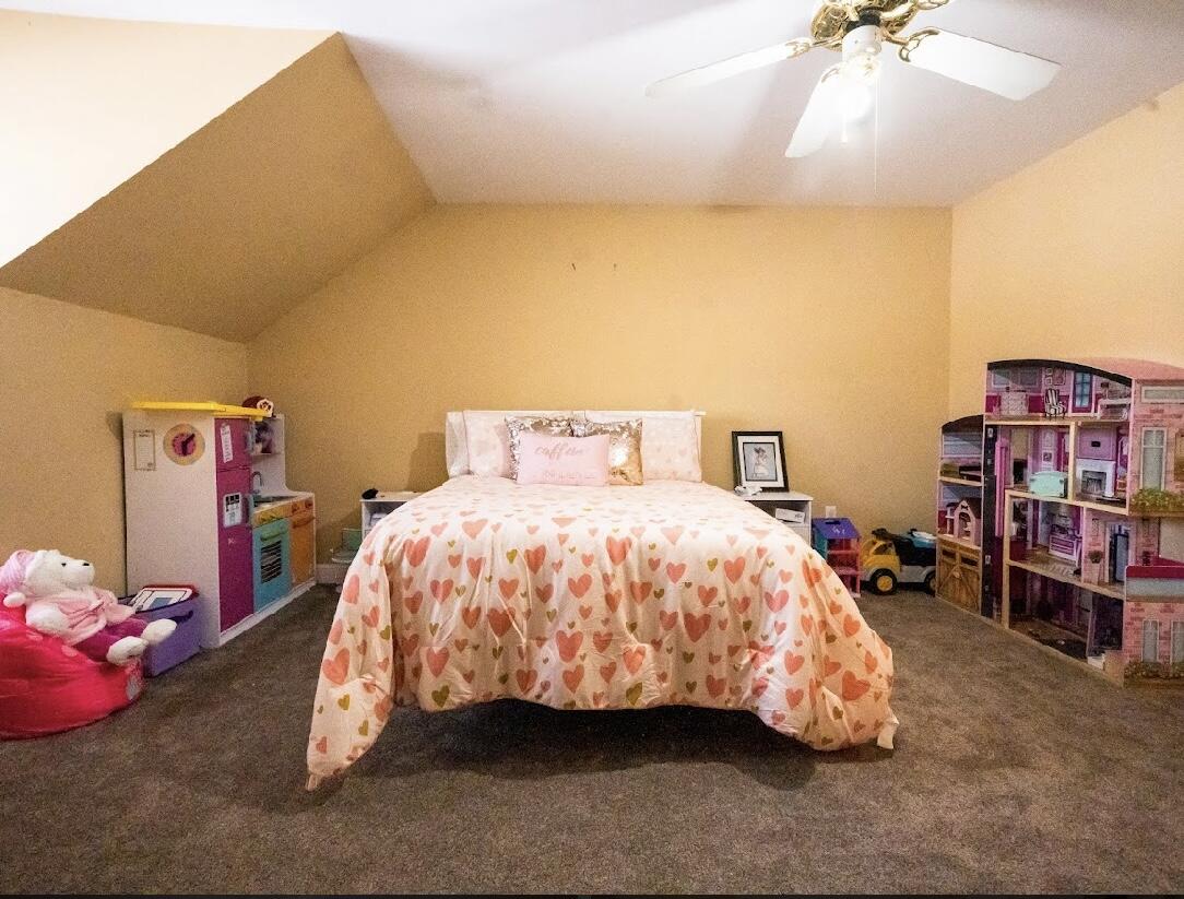 8 Silverleaf Dr.