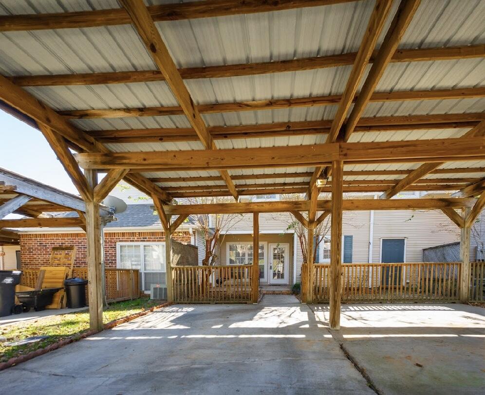 8 Silverleaf Dr.