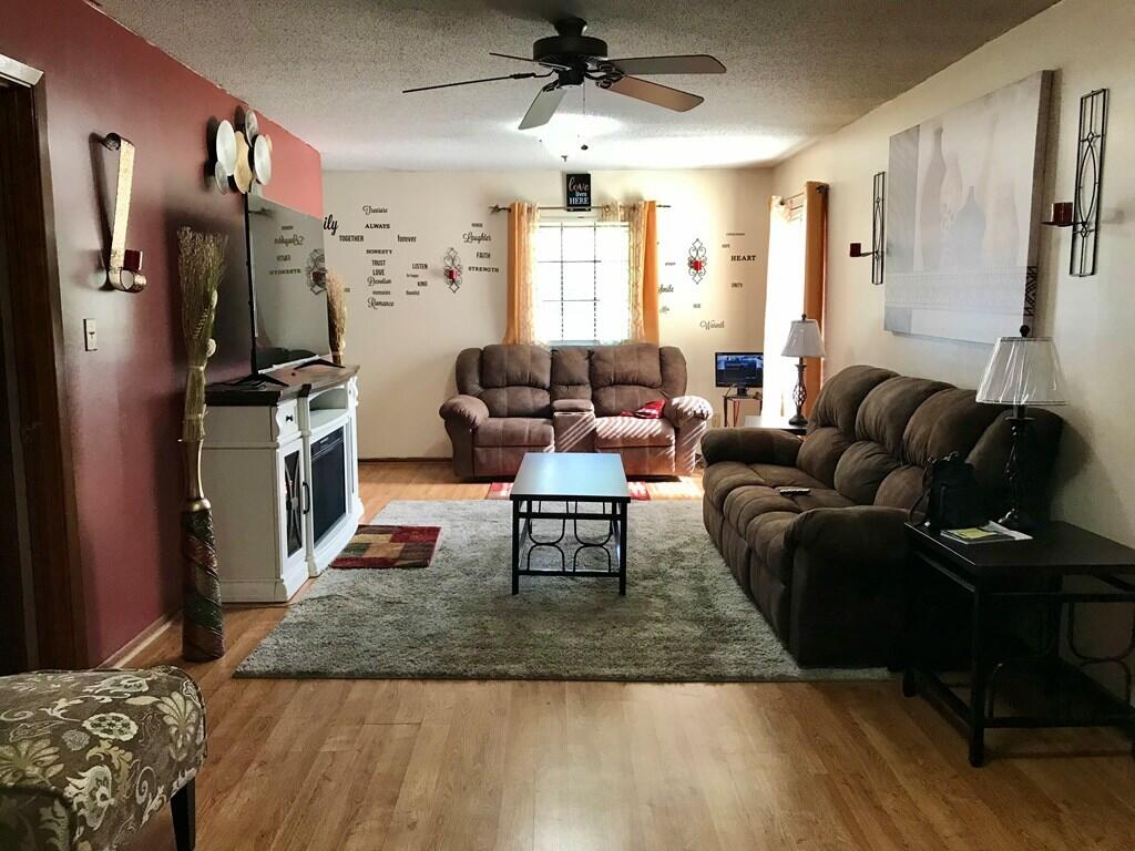 1422 Willus