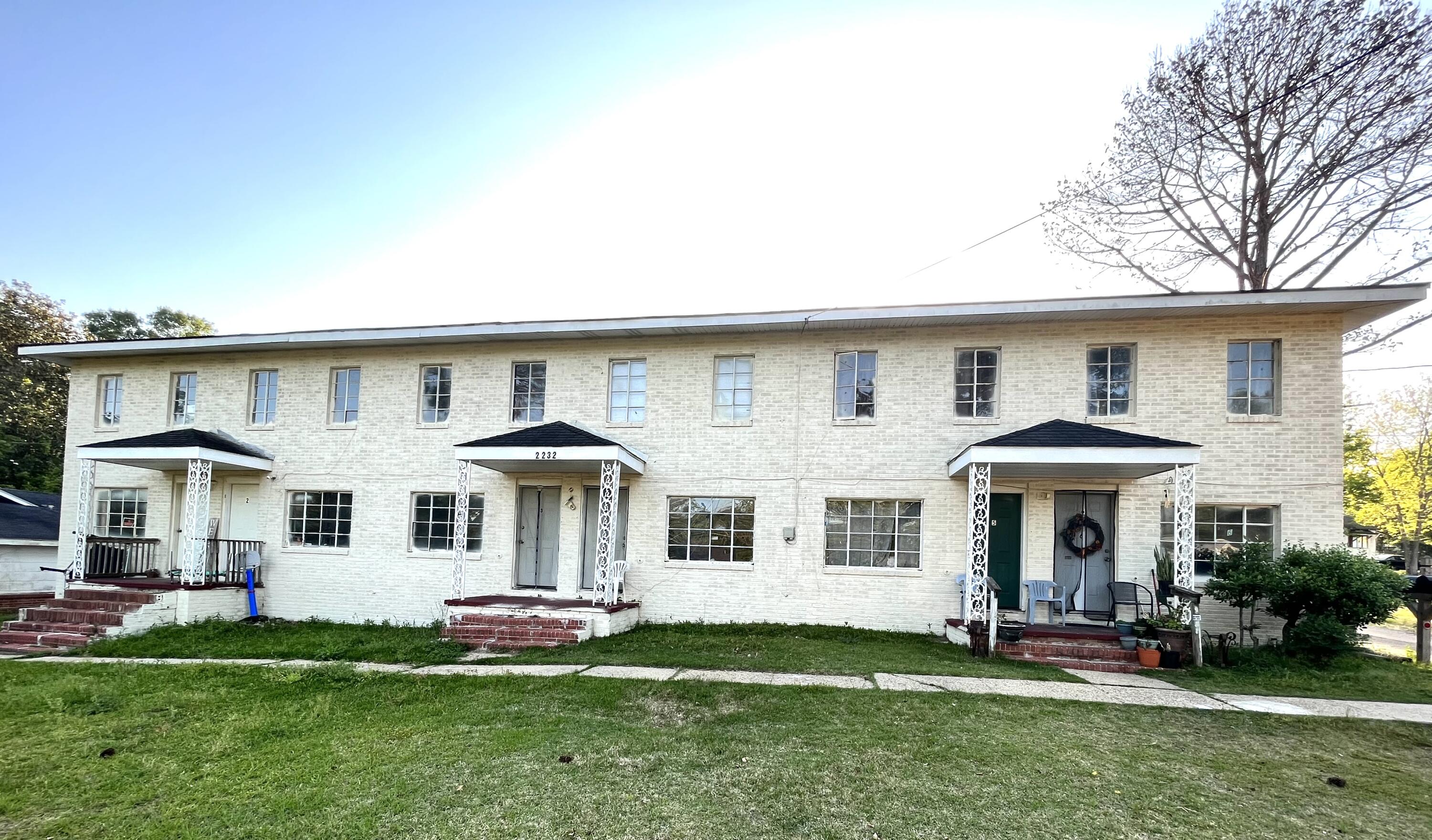 2232 N 1st Ave.