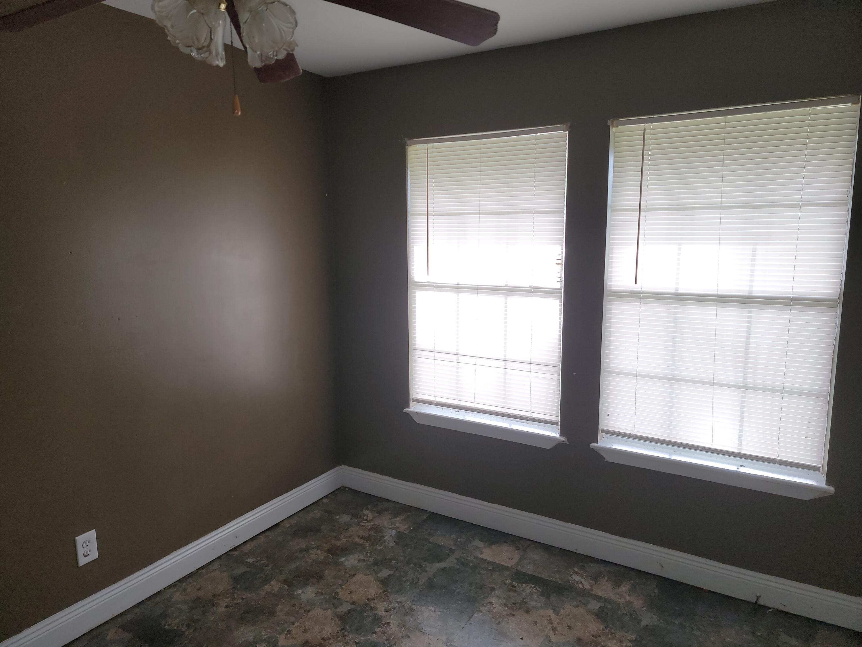 1640 Barbara Dr.
