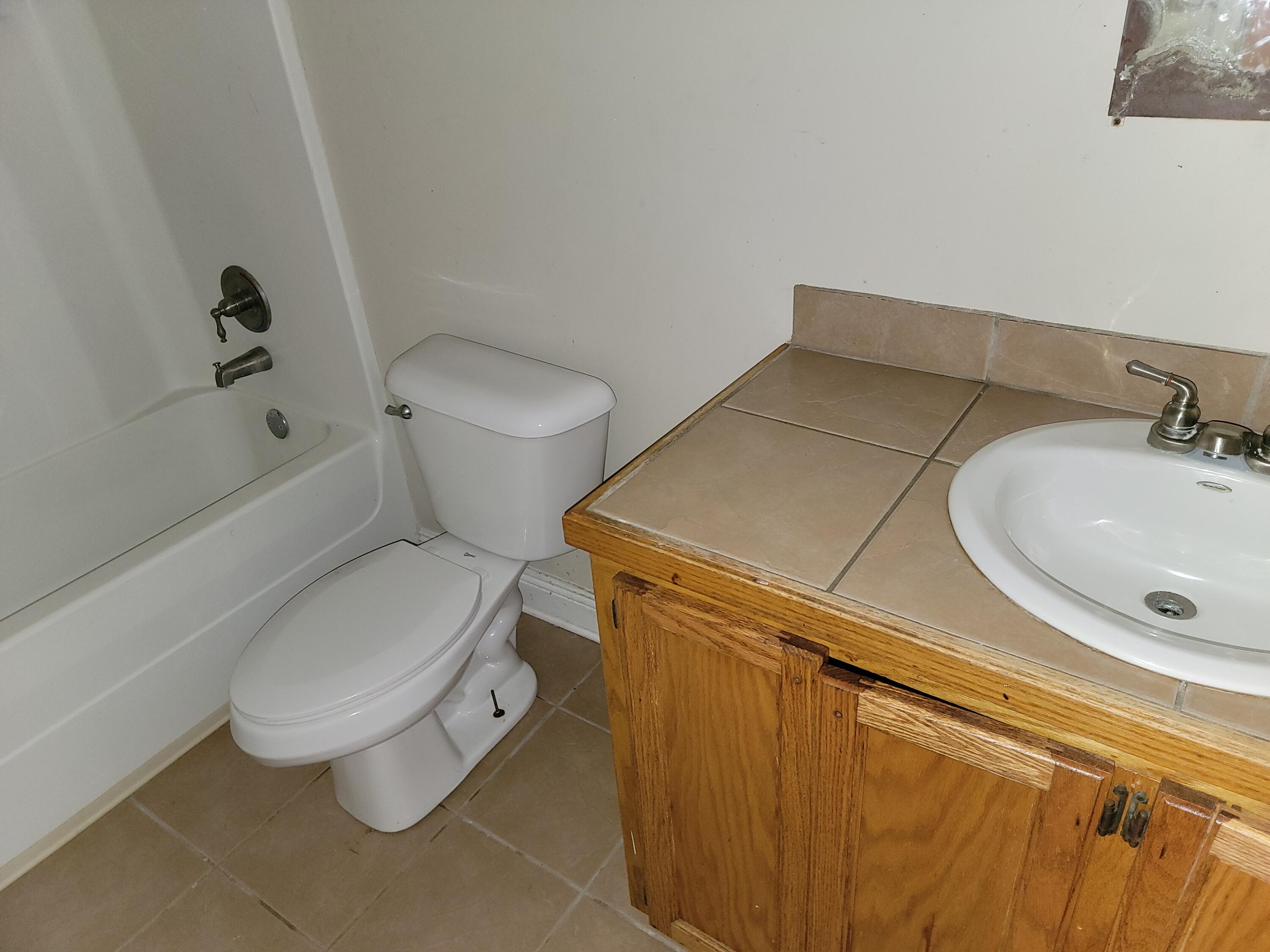 1640 Barbara Dr.