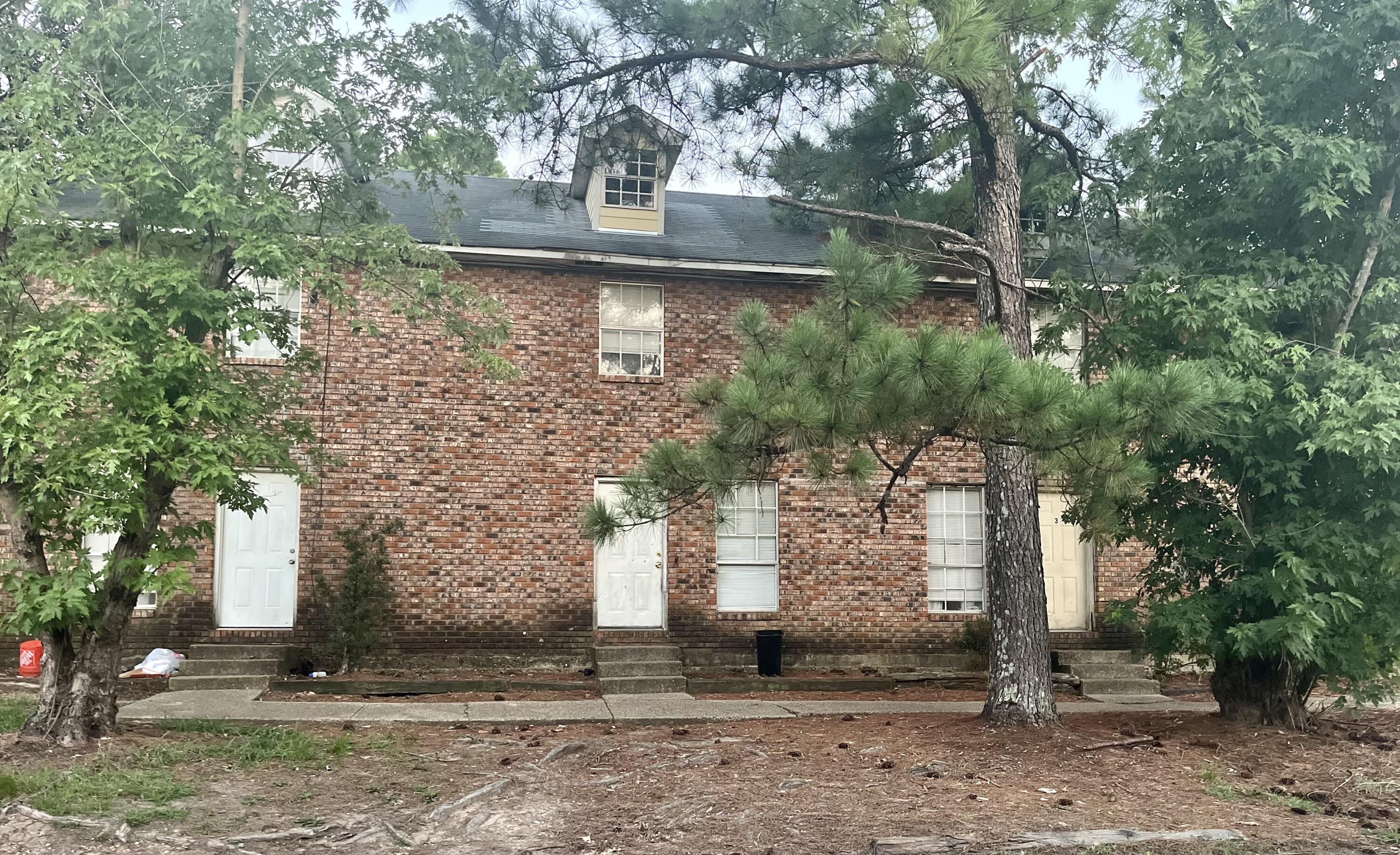 100 Ellis Dr.