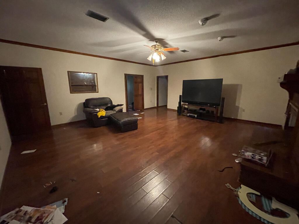 1608 N Main St.