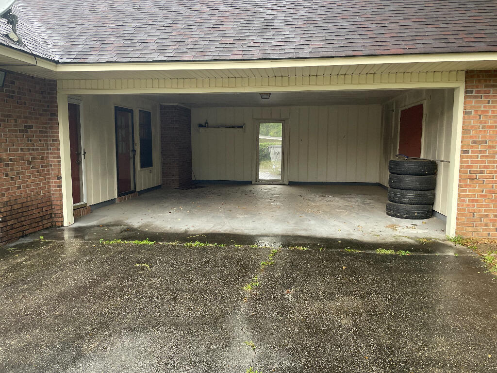 1608 N Main St.