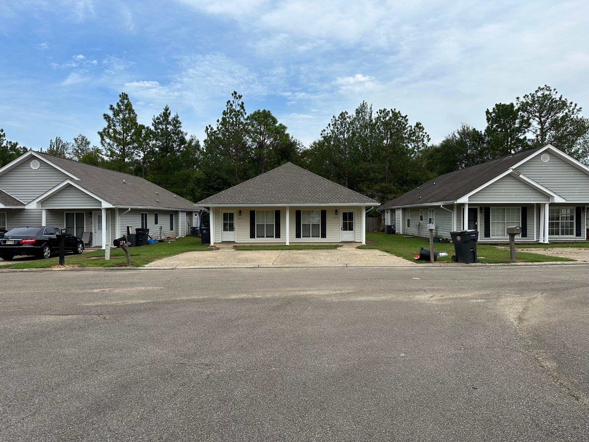 220 Hawthorne