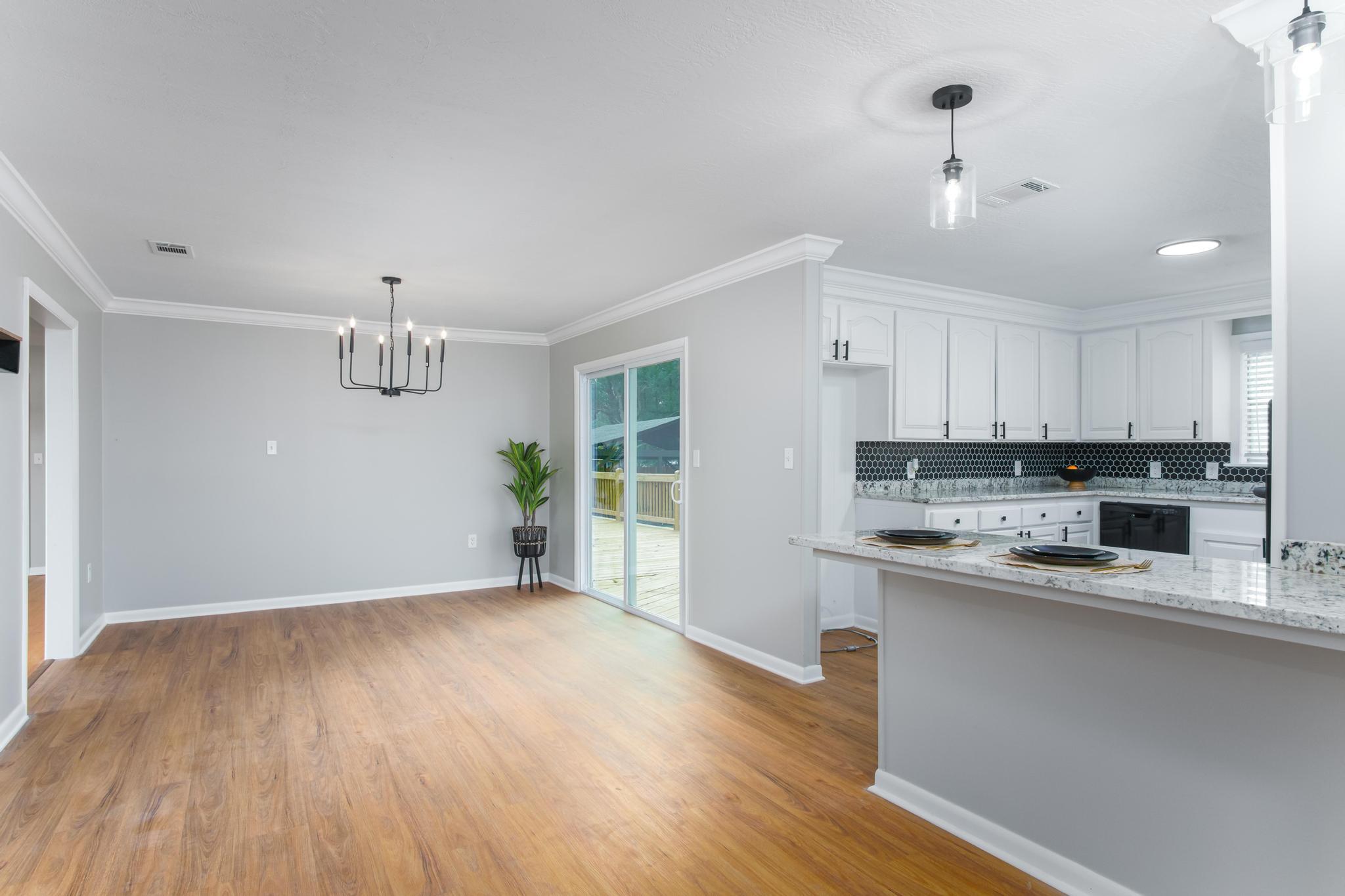 1213 Carter Drive