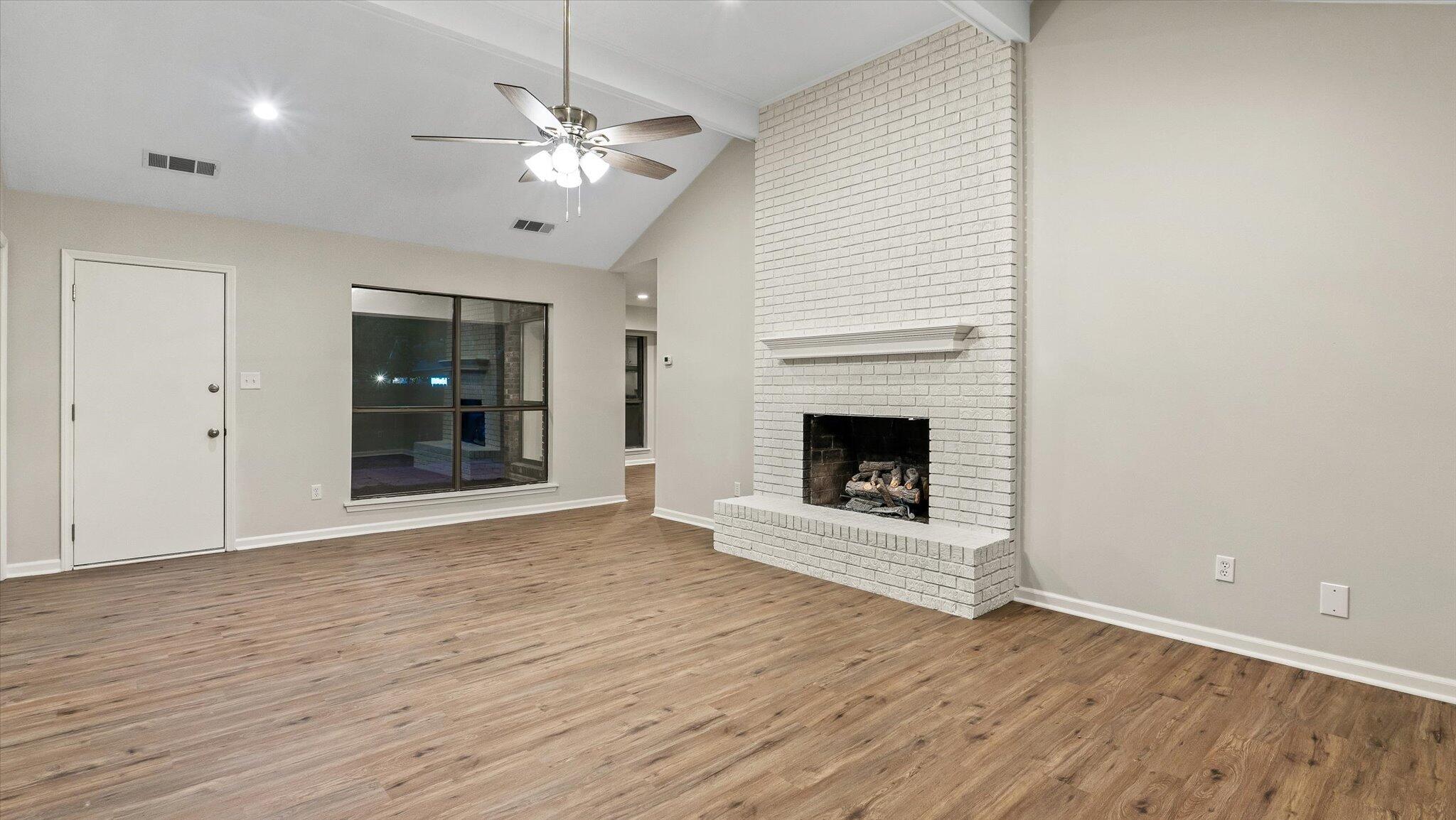 116 Fox Run Dr.