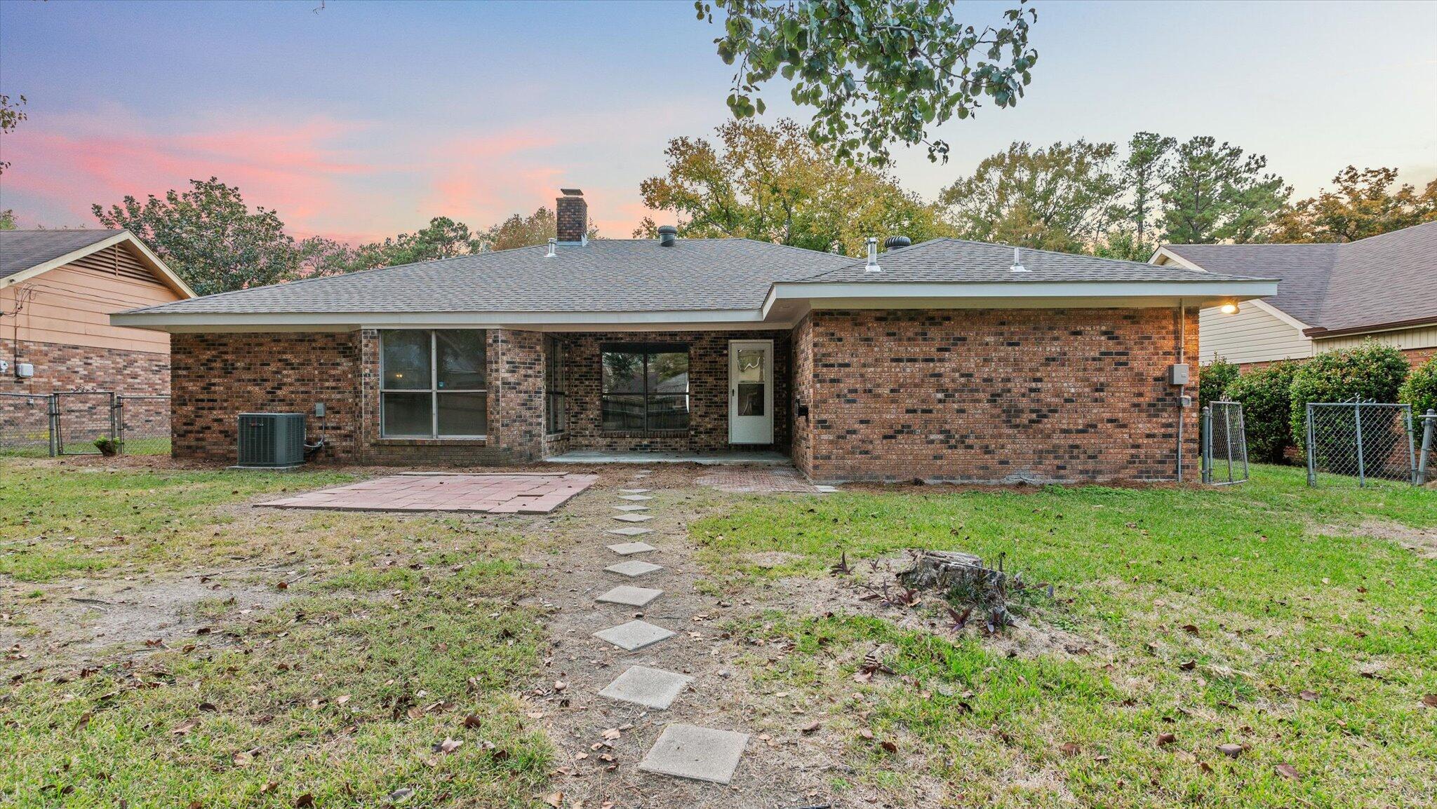 116 Fox Run Dr.