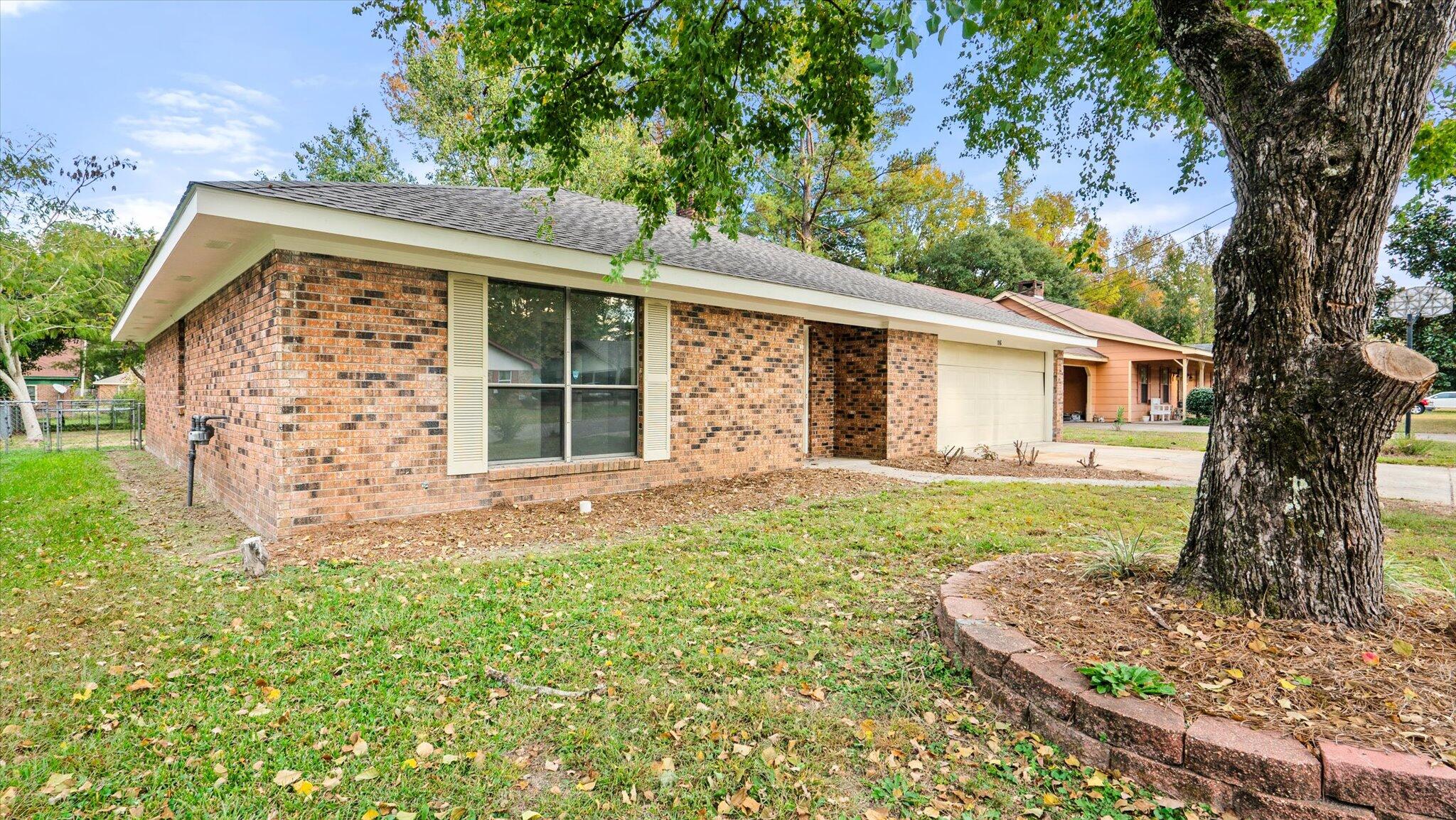116 Fox Run Dr.