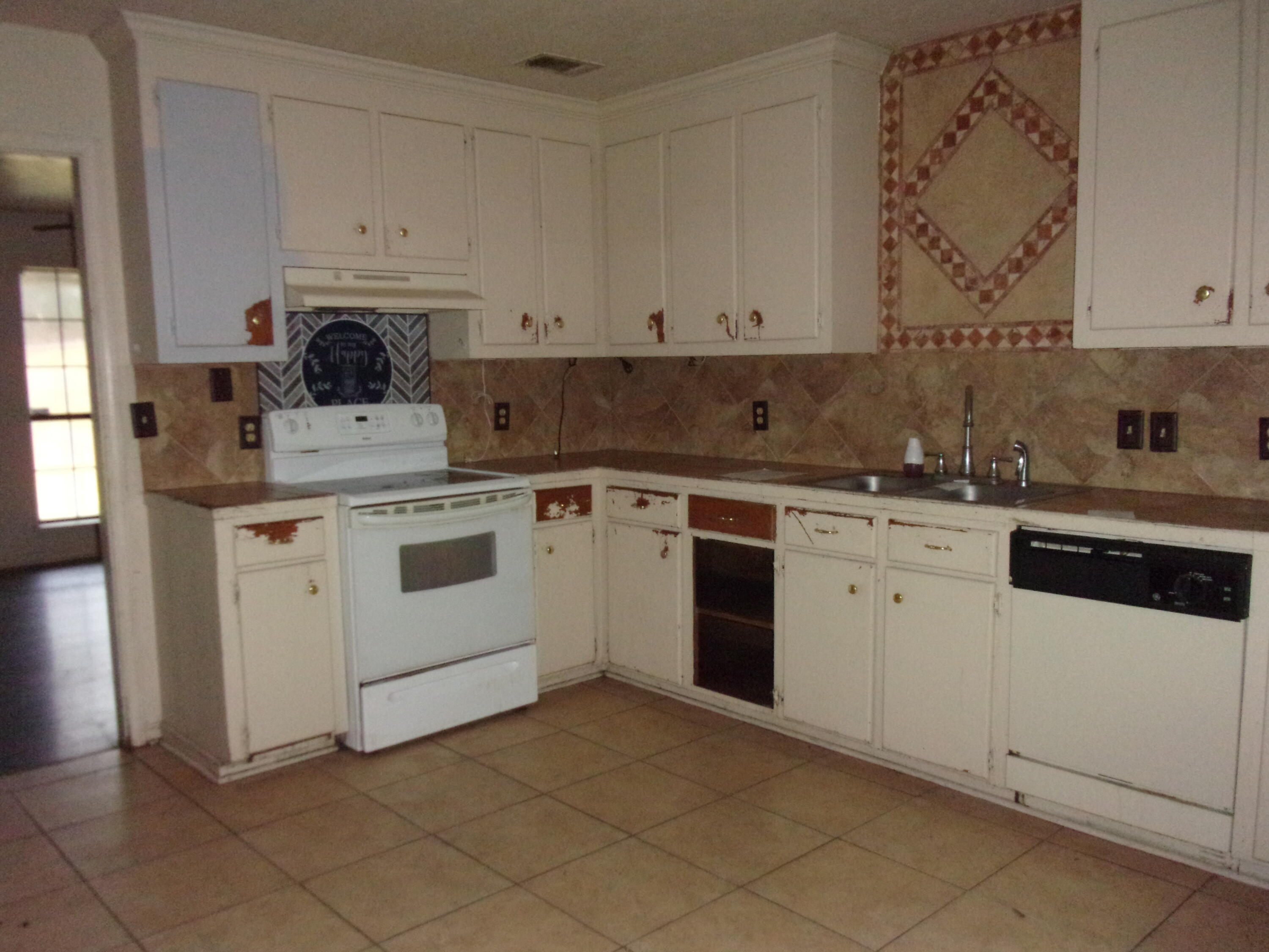 112 Kelly Rose Ln.