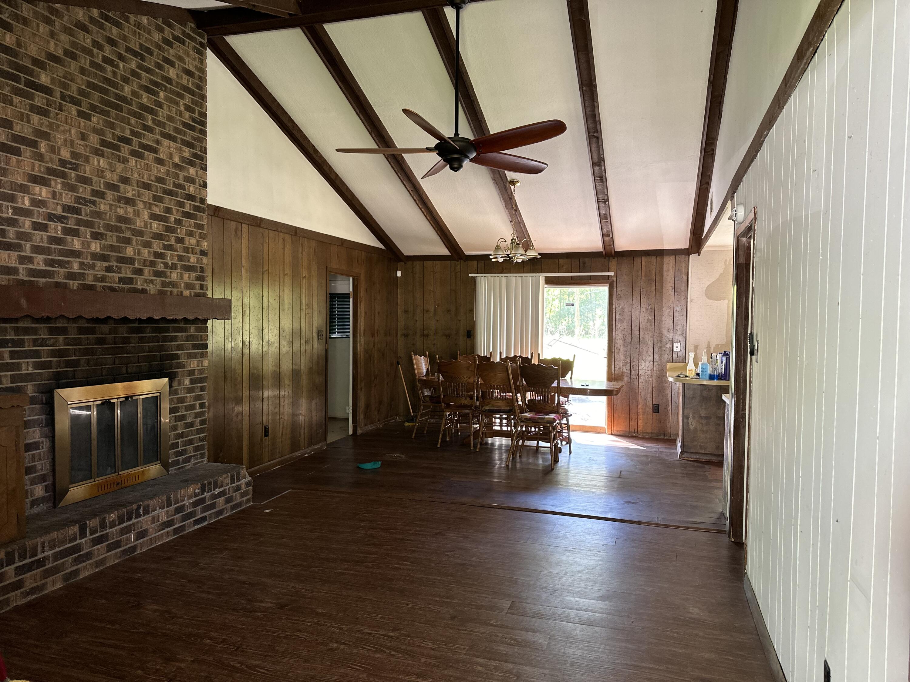 720 Longstreet Dr.