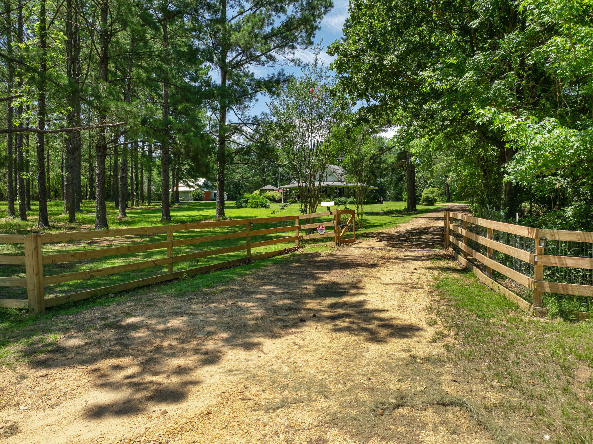 109 Wilburn Dyess