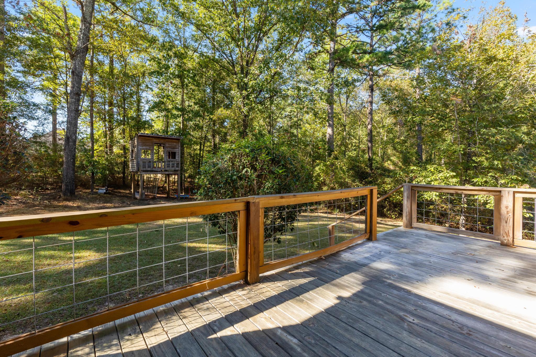 5 Falcon Point
