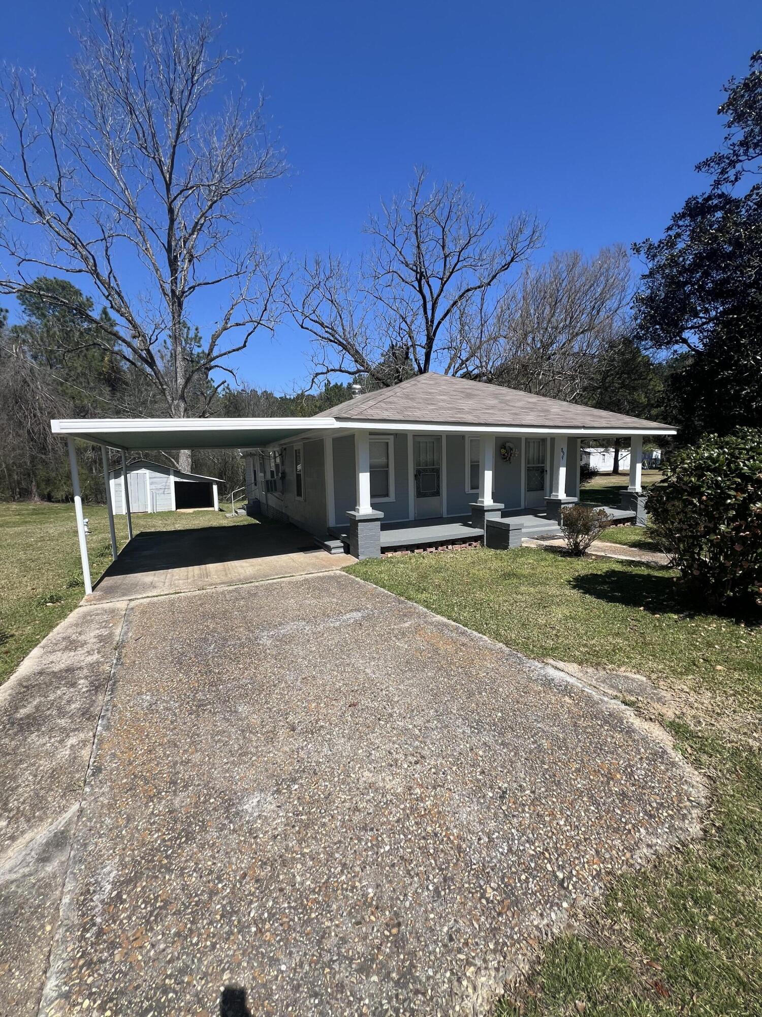 899 Morgantown Rd.
