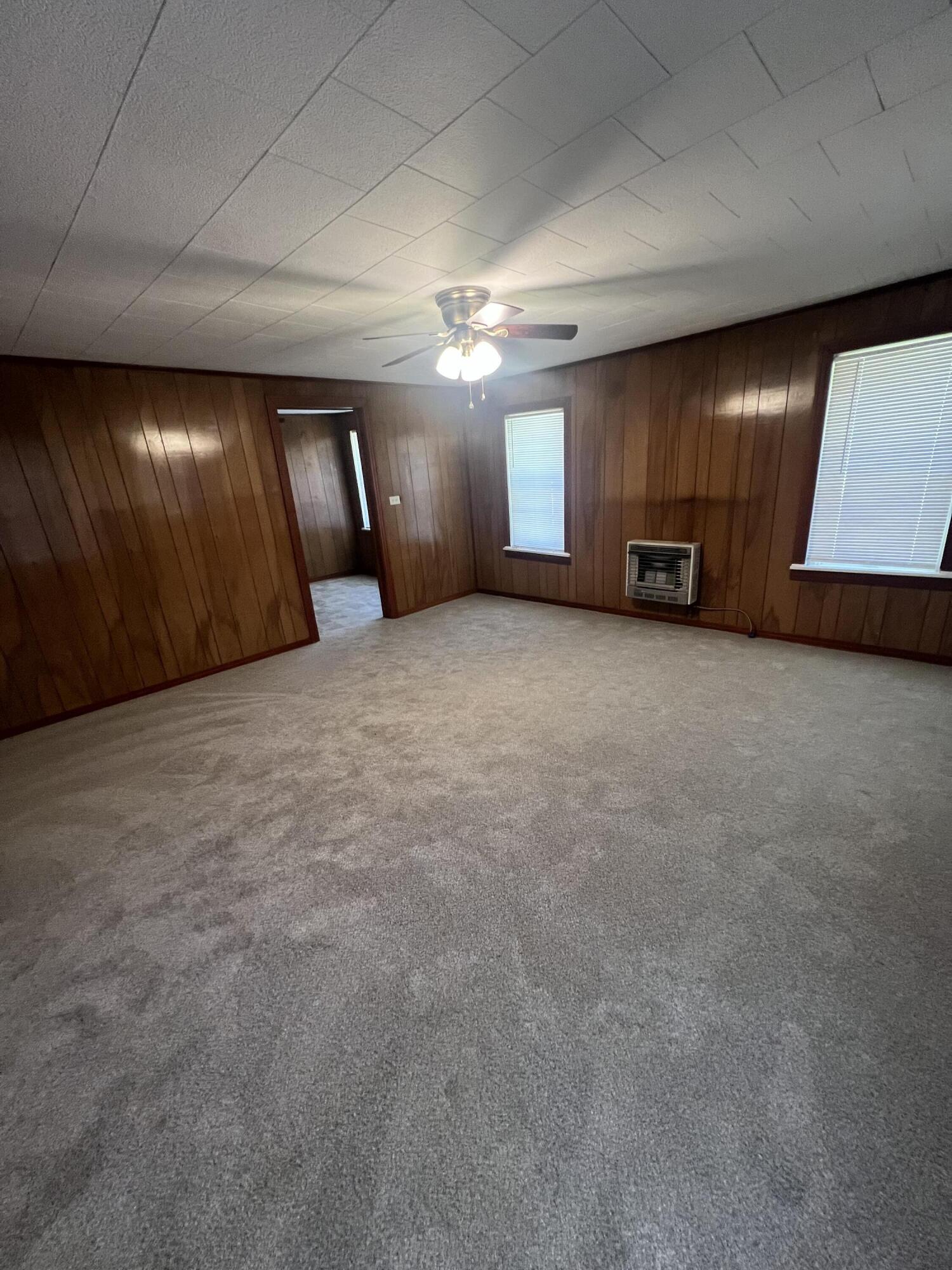 899 Morgantown Rd.
