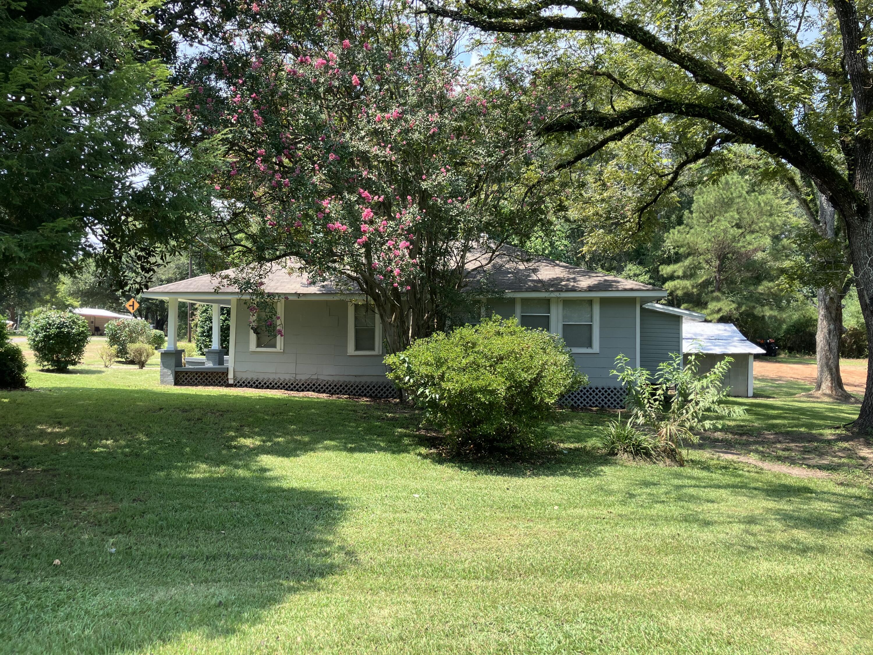 899 Morgantown Rd.