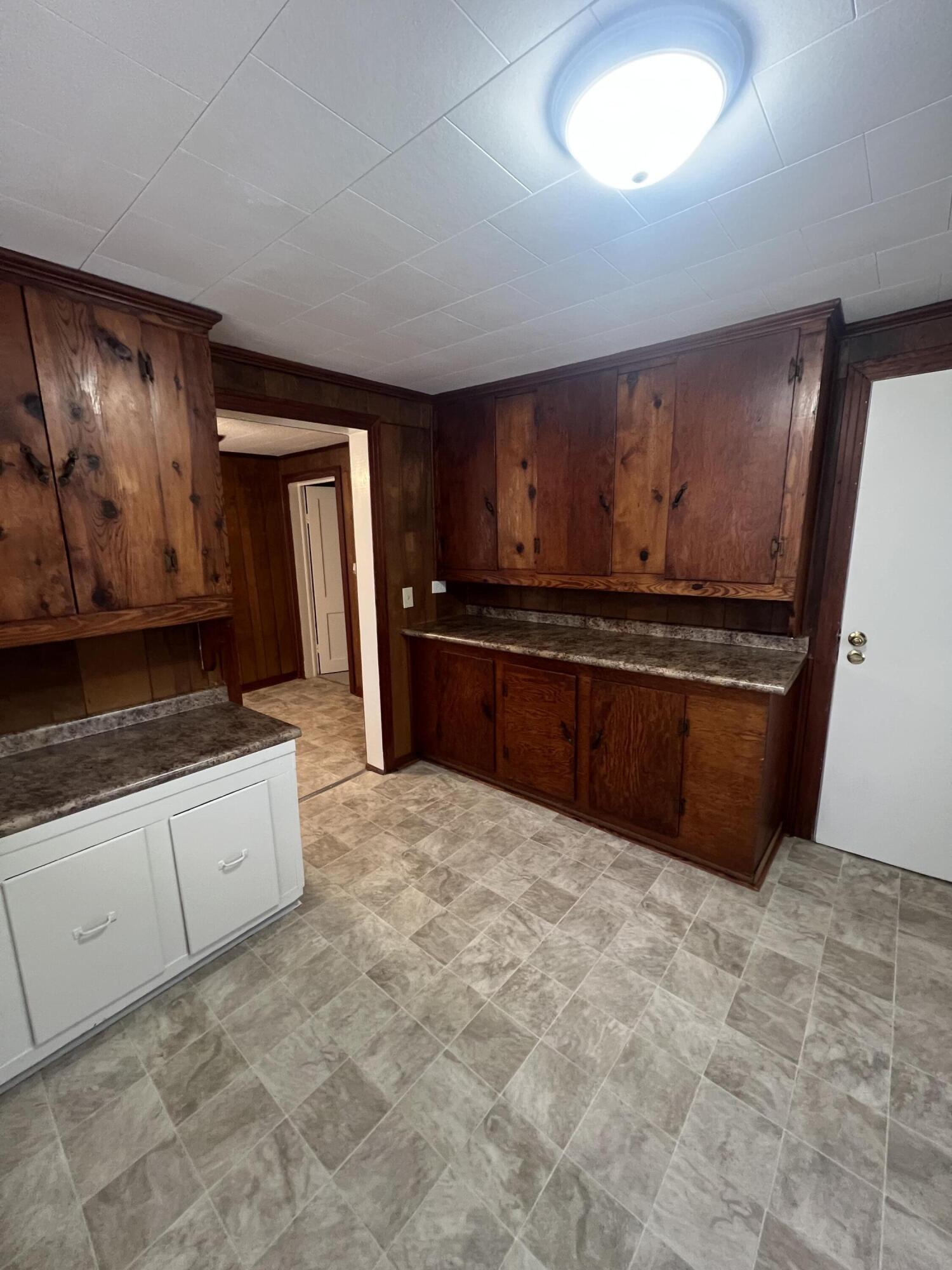 899 Morgantown Rd.