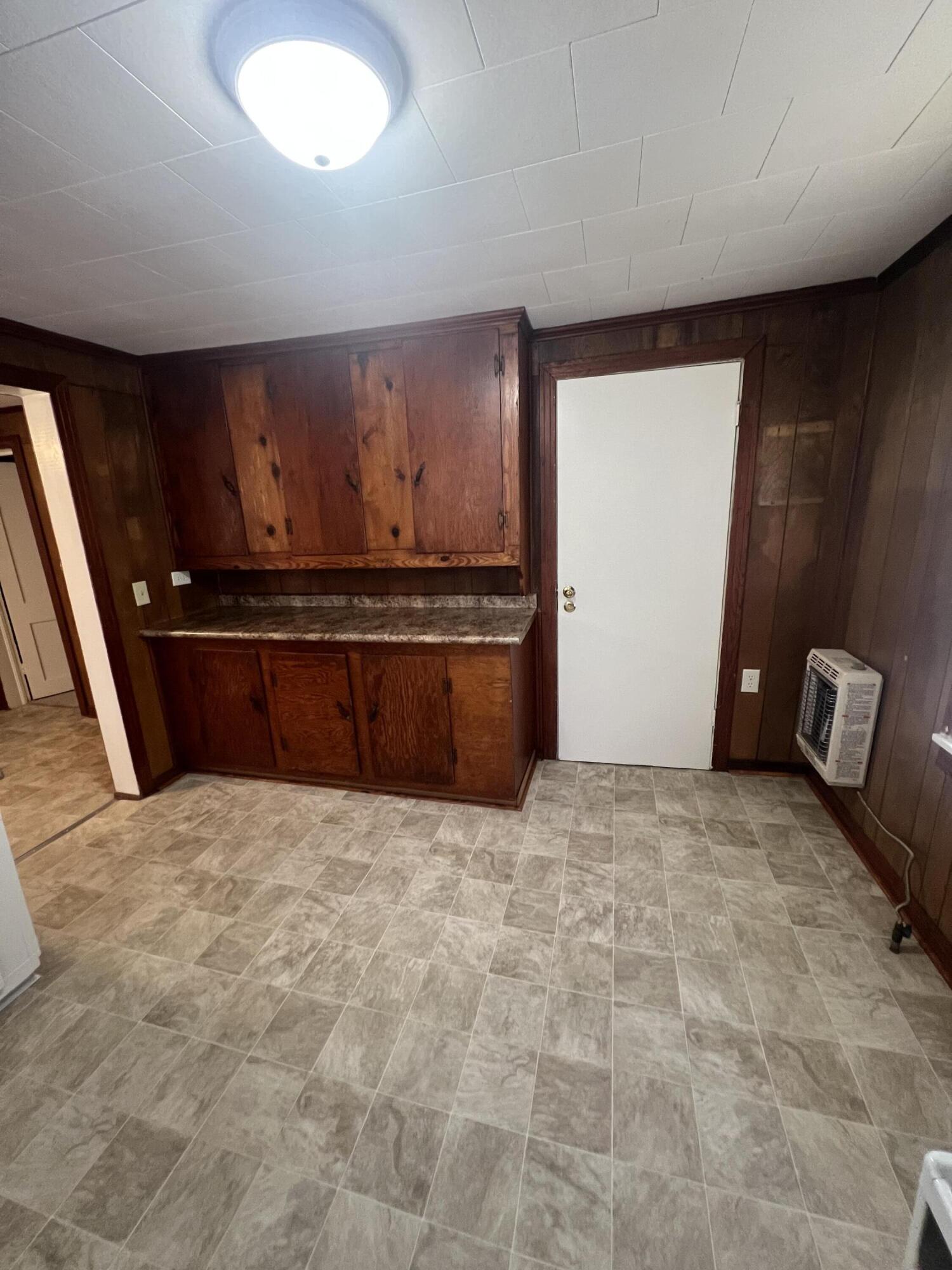 899 Morgantown Rd.