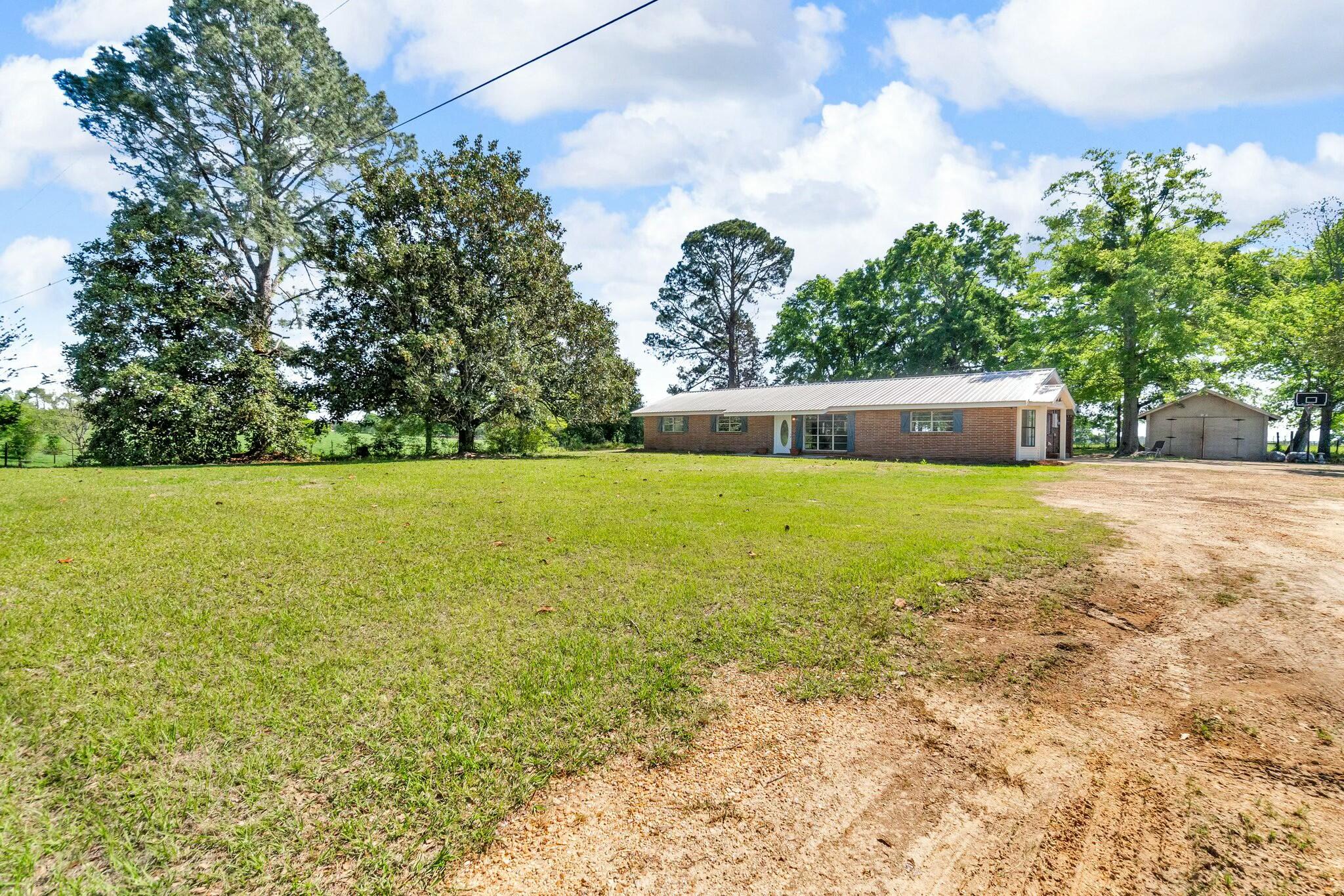 4032 S C Rd 8